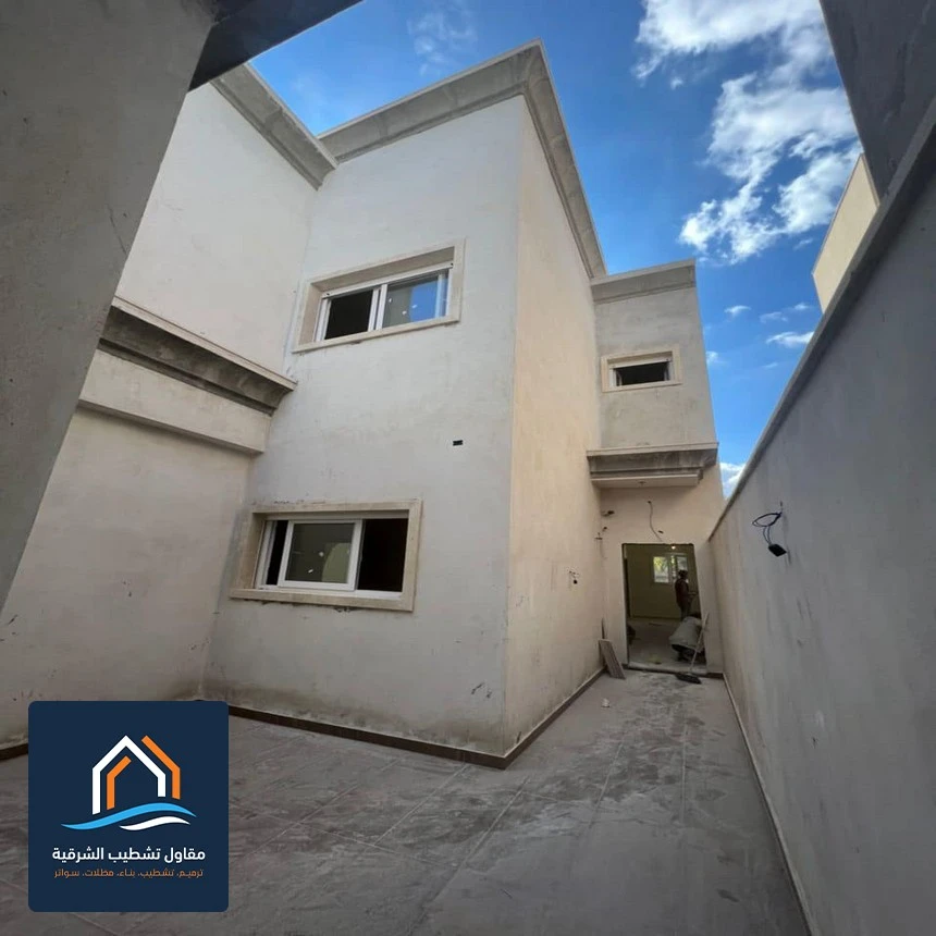 صبغ جدار خارجي